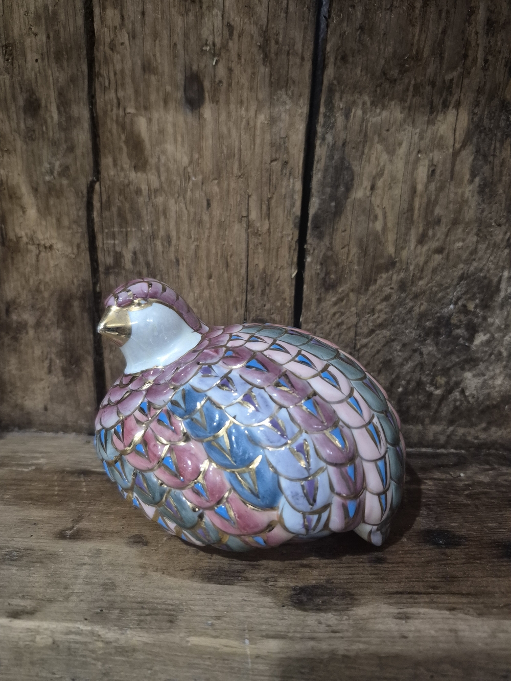 Vintage 1960s Hand Painted Porcelaine Quail Beautiful Colors Wkth Hints Of Gold